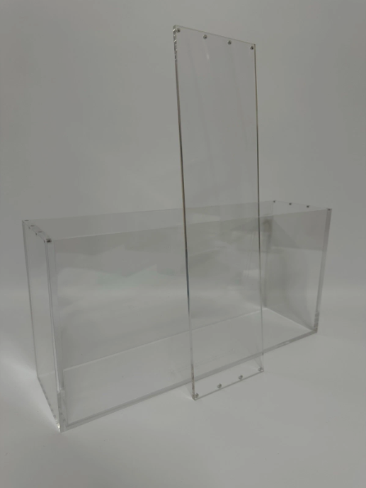 Pokémon Scarlet & Violet Prismatic Evolutions Super Premium in Acrylic Case