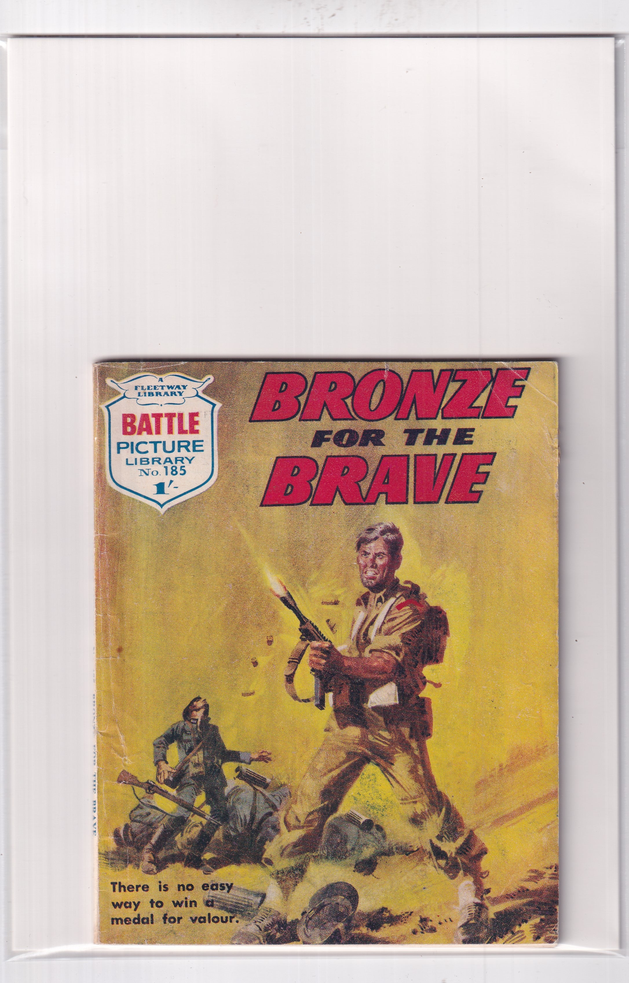 BATTLE PICTURE LIBRARY BRONZE FOR THE BRAVE #185 - Slab City Comics 